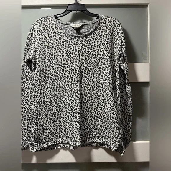 Christopher & Banks Black and White Leopard Print Sweatshirt - Picture 1 of 4